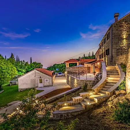 Konavoski Miri فيلة *