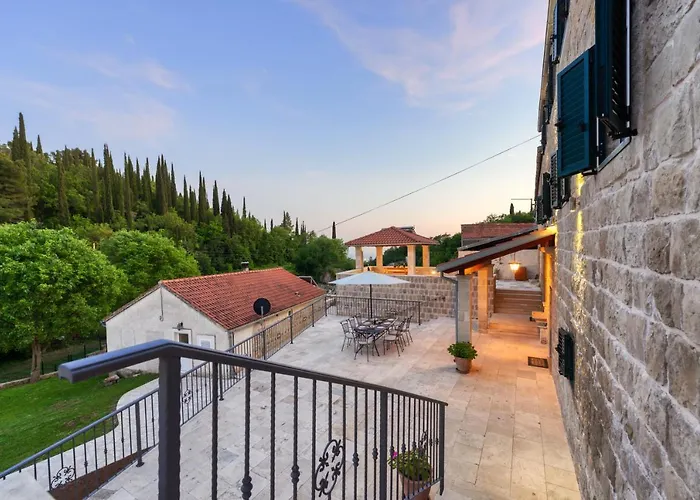 Konavoski Miri * 그루다