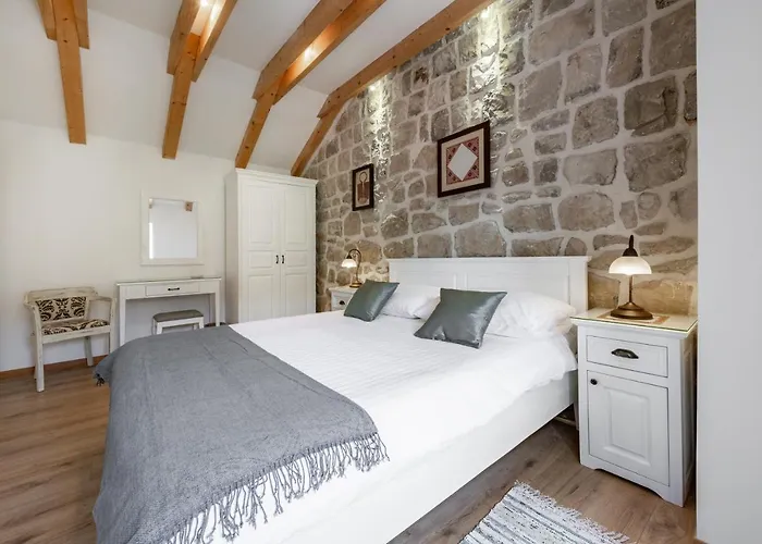 Konavoski Miri * 그루다