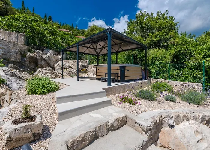 Konavoski Miri 그루다